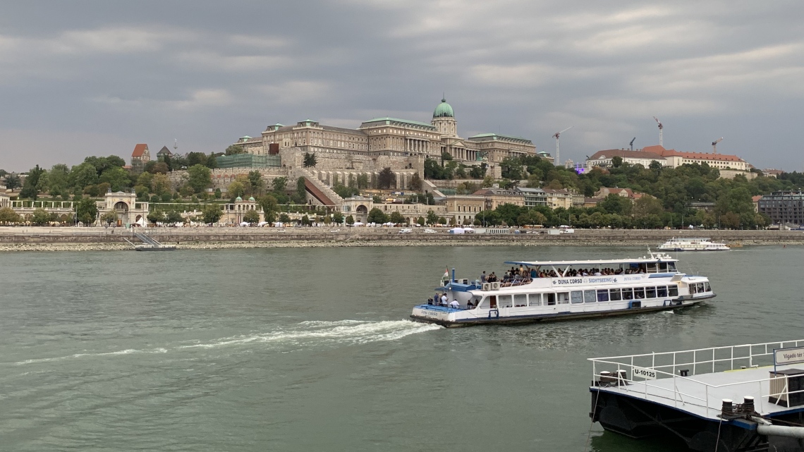 Дорогою казкових замків: Австрія-Угорщина-Словаччина на Різдво (7 днів, автобус)
