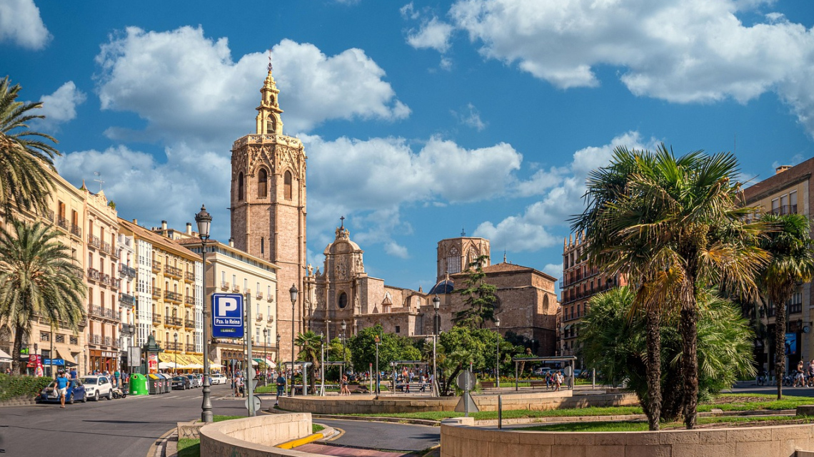 Експрес Мадрид - Валенсія - Барселона з відпочинком на Коста Брава. Авіатур