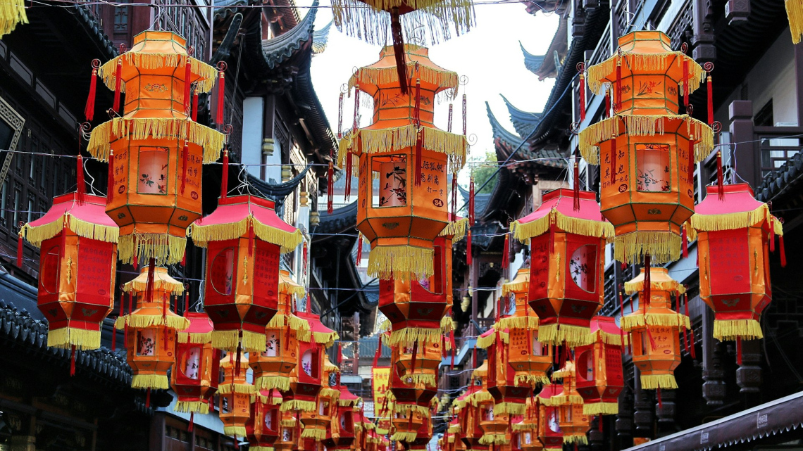 Груповий круїз з Китаю до Японії. Українська група