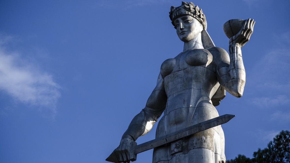 Грузинські канікули: атмосферний Тбілісі, величні гори Казбегі та винна Кахетія