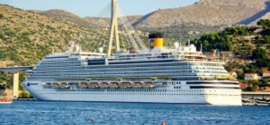 Лайнер Costa Diadema