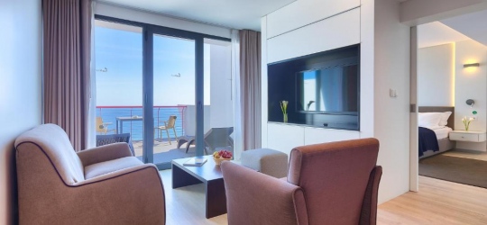 Four Views Monumental Lido 4*
