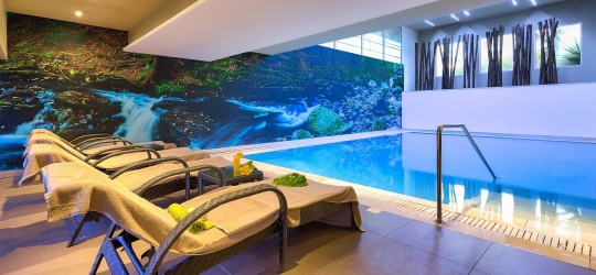 Four Views Oasis 4*  