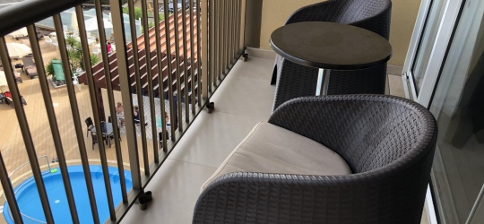 Four Views Oasis 4*  