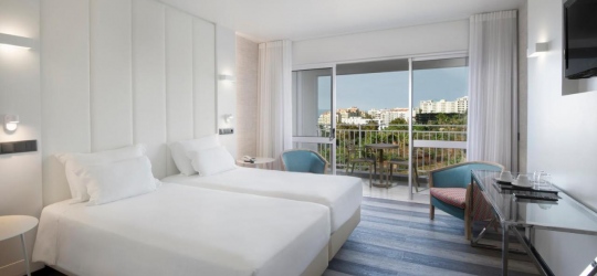 Hotel Alto Lido 4*