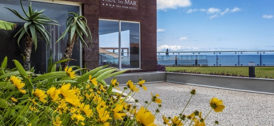 Paul Do Mar Sea View Hotel 4* Паул-ду-Мар